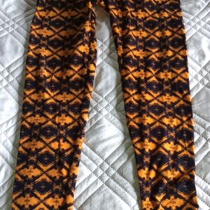 LulaRoe one size leggings
